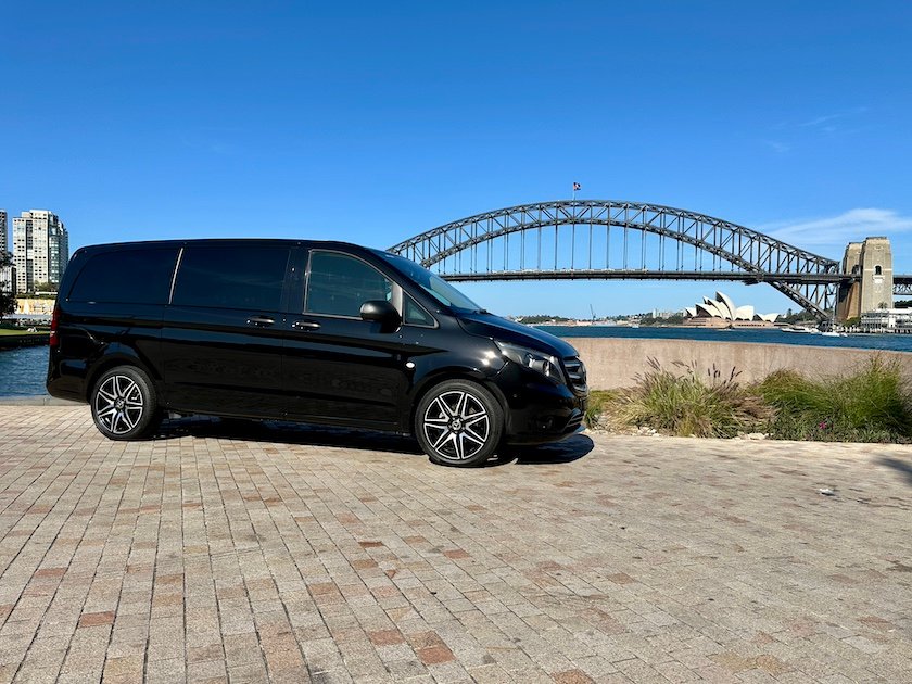 Ondot Chauffeur Sedans and Minibuses